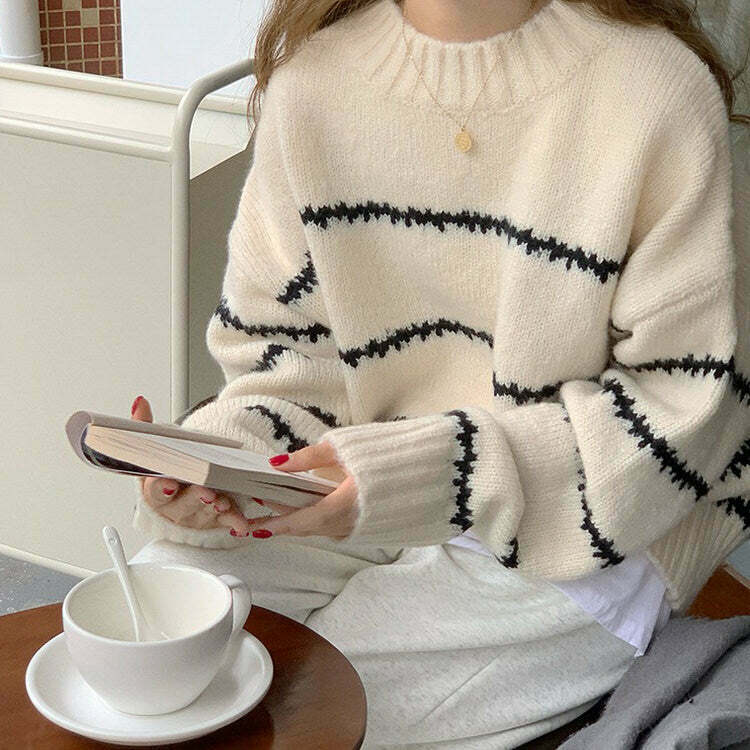 Chic Minimalist Aesthetic Striped Sweater - Cream Cropped Y2K Style with Unique Embroidery