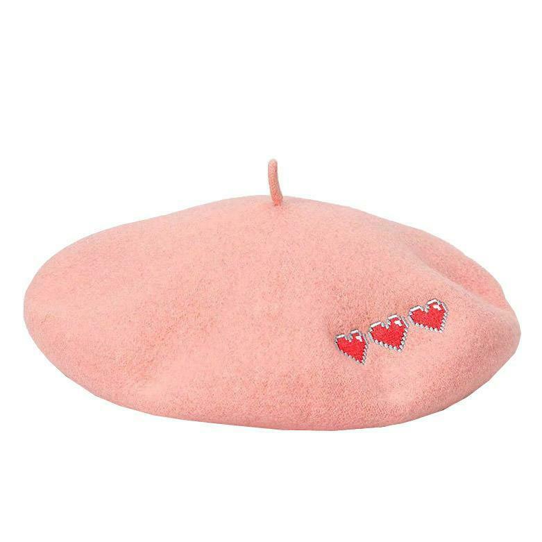 Chic Pixel Hearts Beret - Kawaii Embroidered Houndstooth Tweed for Retro Y2K Style