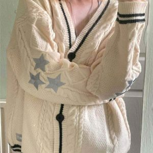 Chic Preppy Aesthetic Star Cardigan - Cozy Brown Knit for Effortless Old Money Style