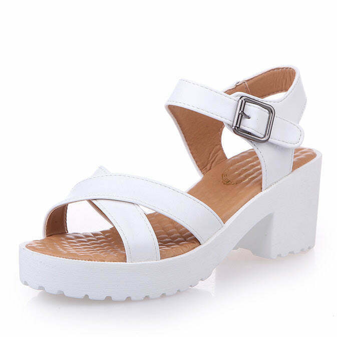 Chic Spring Sensation Tabi Sandals for Y2K Boho Fashion and Grunge Style Enthusiasts