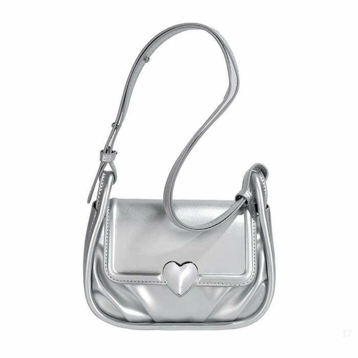 Chic Y2K Aesthetic Heart Bag - Trendy Crossbody with Stylish Design for Fashion Lovers