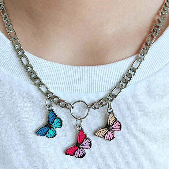 Chic Y2K Papillon Butterfly Skull Necklace with Bow Choker and Pearl Ribbon Accents