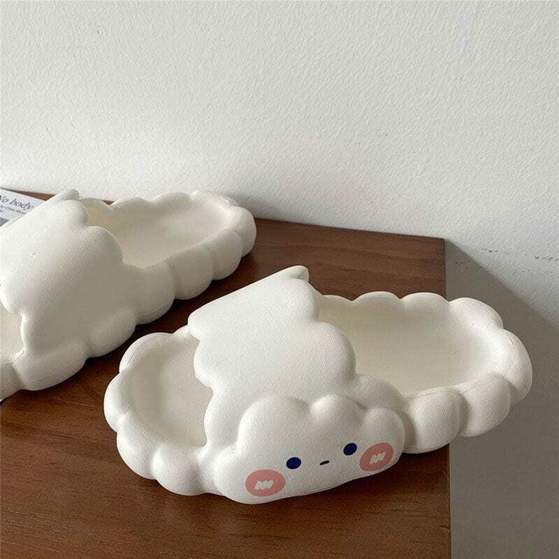 Cozy Cloud Foam Teddy Bear Slippers in Red - Y2K Style Plush Comfort for Trendy Feet