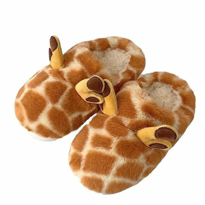 Cozy Giraffe Plush Slippers for Ultimate Comfort - Trendy Y2K Style Teddy Bear Design