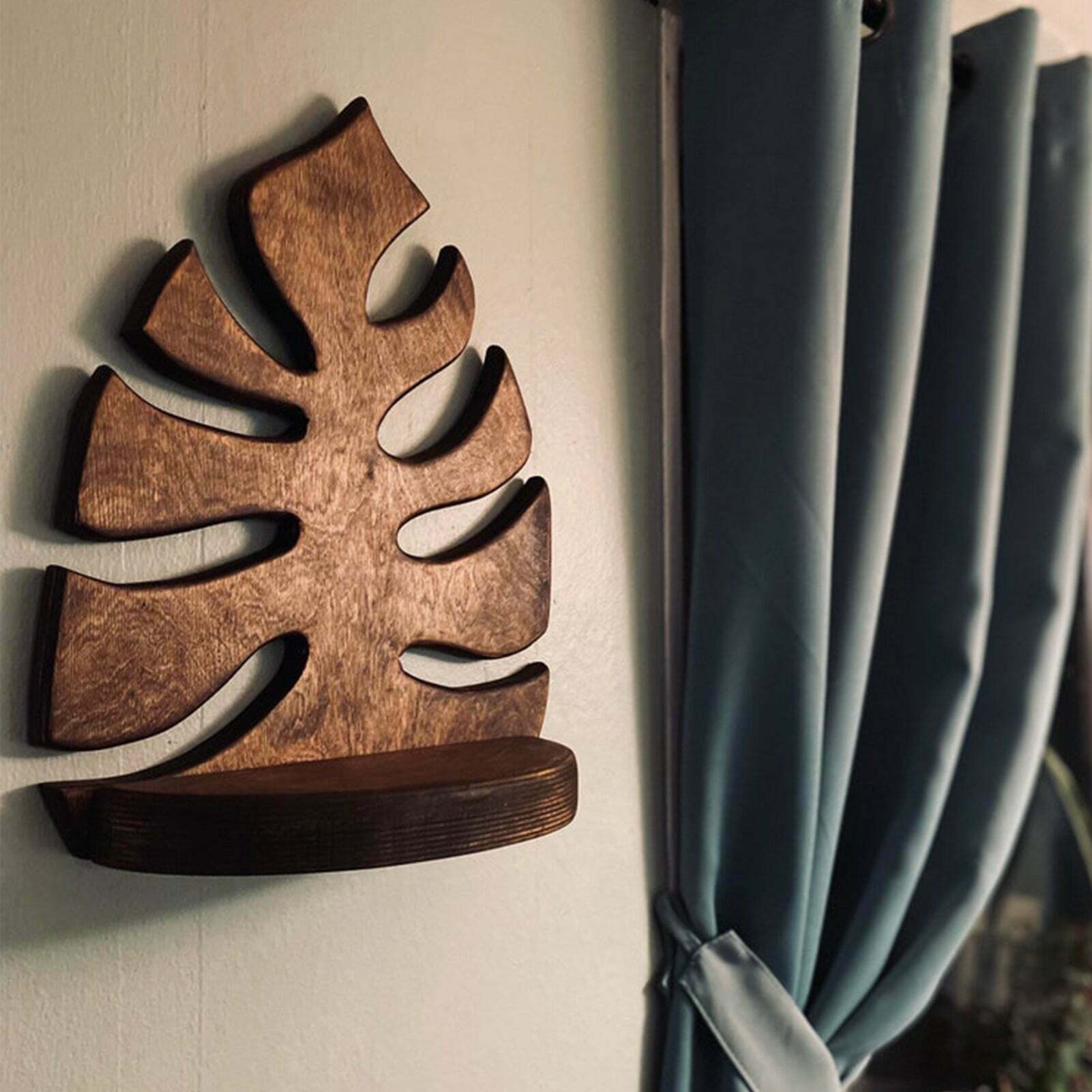 Stylish Monstera Leaf Wooden Shelf - Trendy Y2K-Inspired Home Decor for Modern Spaces