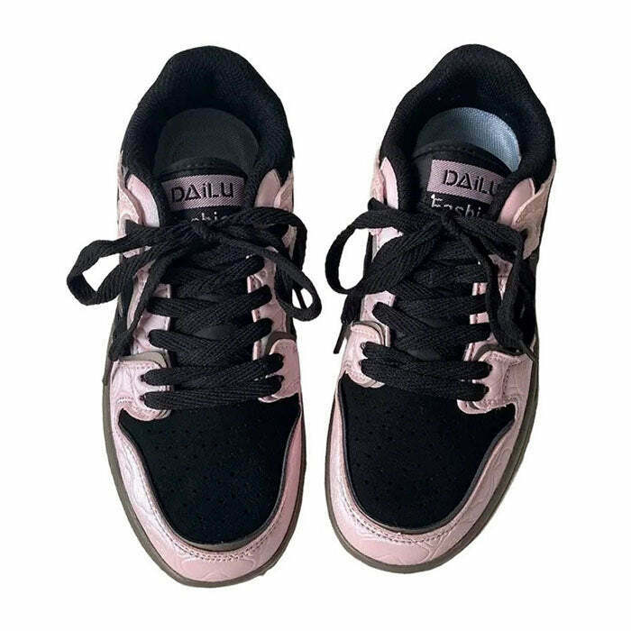 Trendy Black & Pink Star Sneakers for a Chic Y2K Aesthetic - Stylish Heart Design