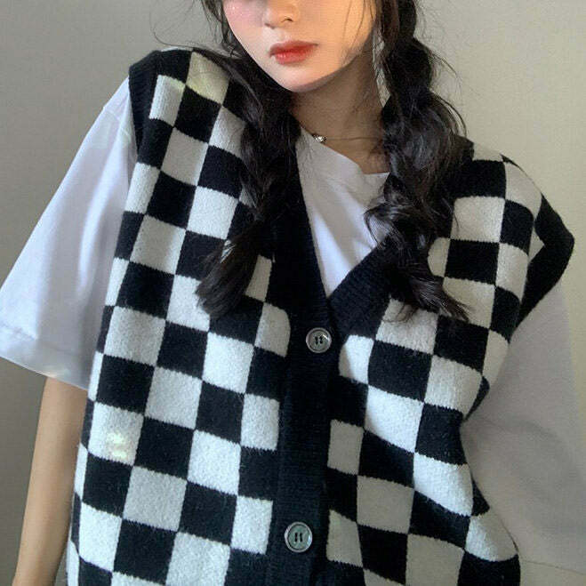 Trendy Checker Vest for Y2K Fashion - Stylish Zip-Up Sweater Vest in Bold Patterns