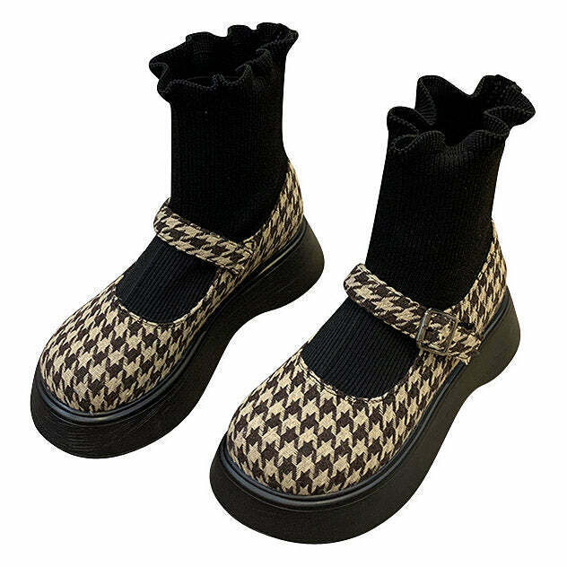 Trendy Dogtooth Check Sock Sandals with Hand Holding Design - Stylish Tabi Sandals for Couples