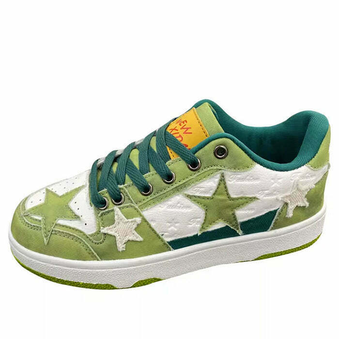 Trendy Green Star Sneakers with Heart Design - Perfect for Y2K Aesthetic Fashion