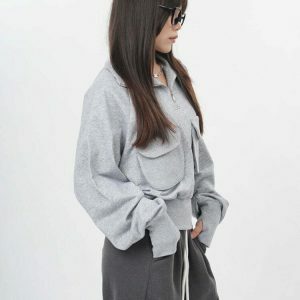 Trendy Grey Zip Up Sweatshirt with Front Pockets - Stylish Cropped Hoodie for Streetwear