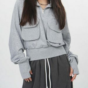 Trendy Grey Zip Up Sweatshirt with Front Pockets - Stylish Cropped Hoodie for Streetwear