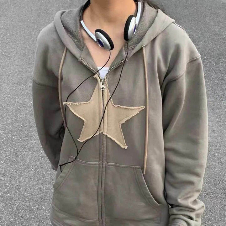 Trendy Skater Girl Star Hoodie - Cozy Cropped Zip-Up in Green Spider Design for Y2K Style