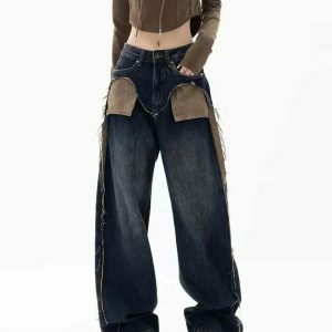 Trendy Y2K Cowboy Jeans with Star Patch and Ripped Details - Stylish Brown Washed Design