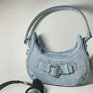 Trendy Y2K Star Shoulder Bag - Chic Design with Stylish Embellishments for Fashion Lovers