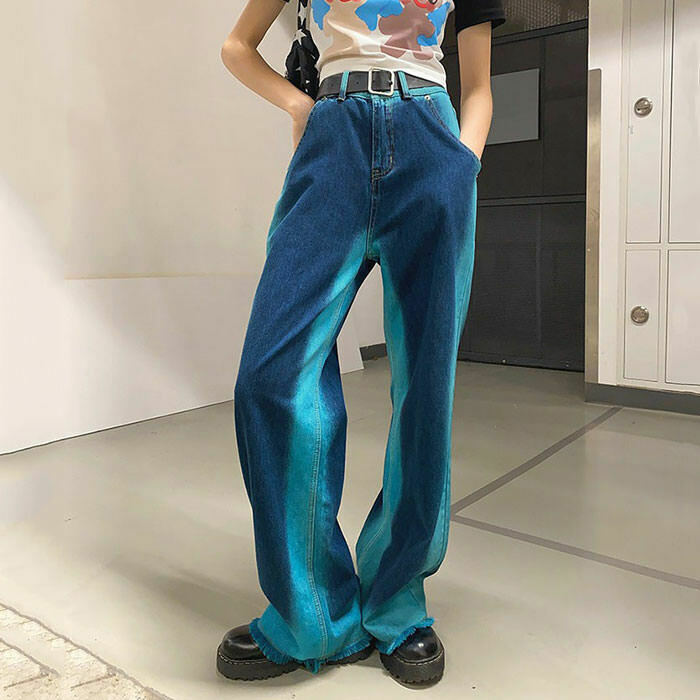 Trendy Y2K Wide Jeans with Star Patch and Ripped Details - Stylish Baggy Denim for All