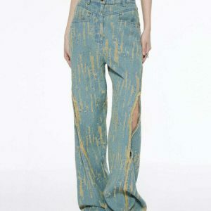 Trendy Y2K Wide Jeans with Star Patch and Ripped Details for a Stylish Look