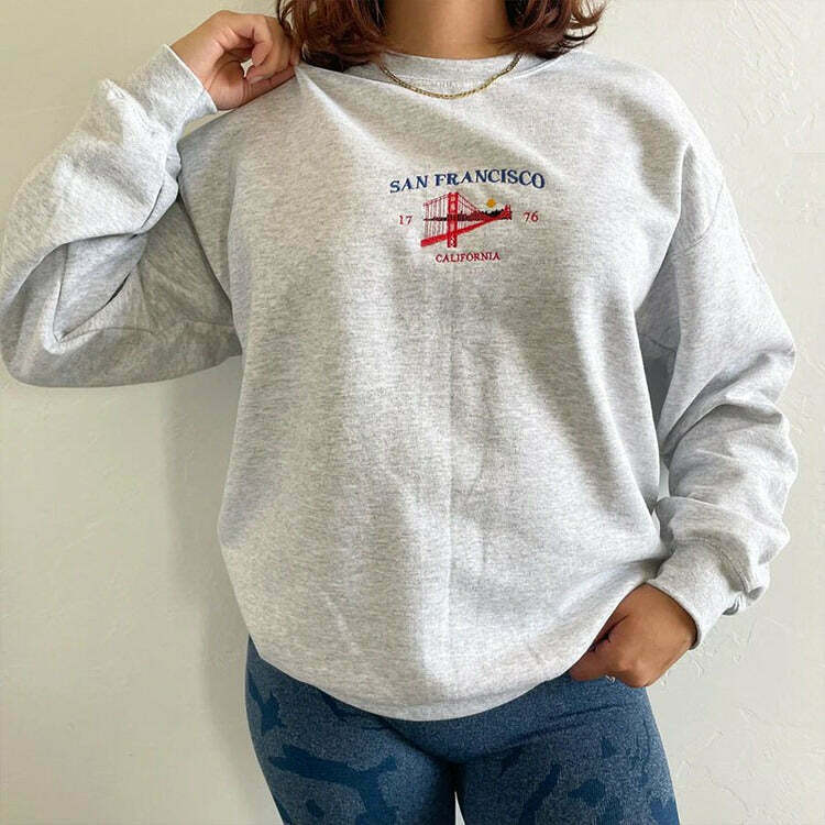 Vintage San Francisco Embroidery Sweatshirt - Aesthetic Graphic Design & Cozy Comfort